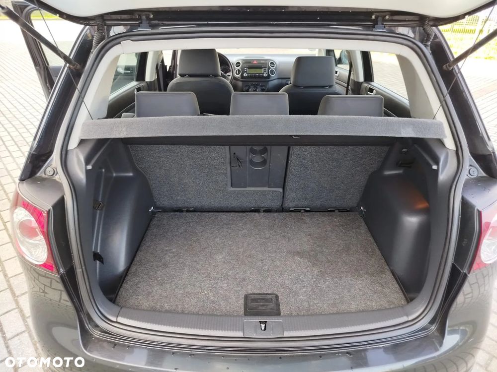 Volkswagen Golf Plus - 12