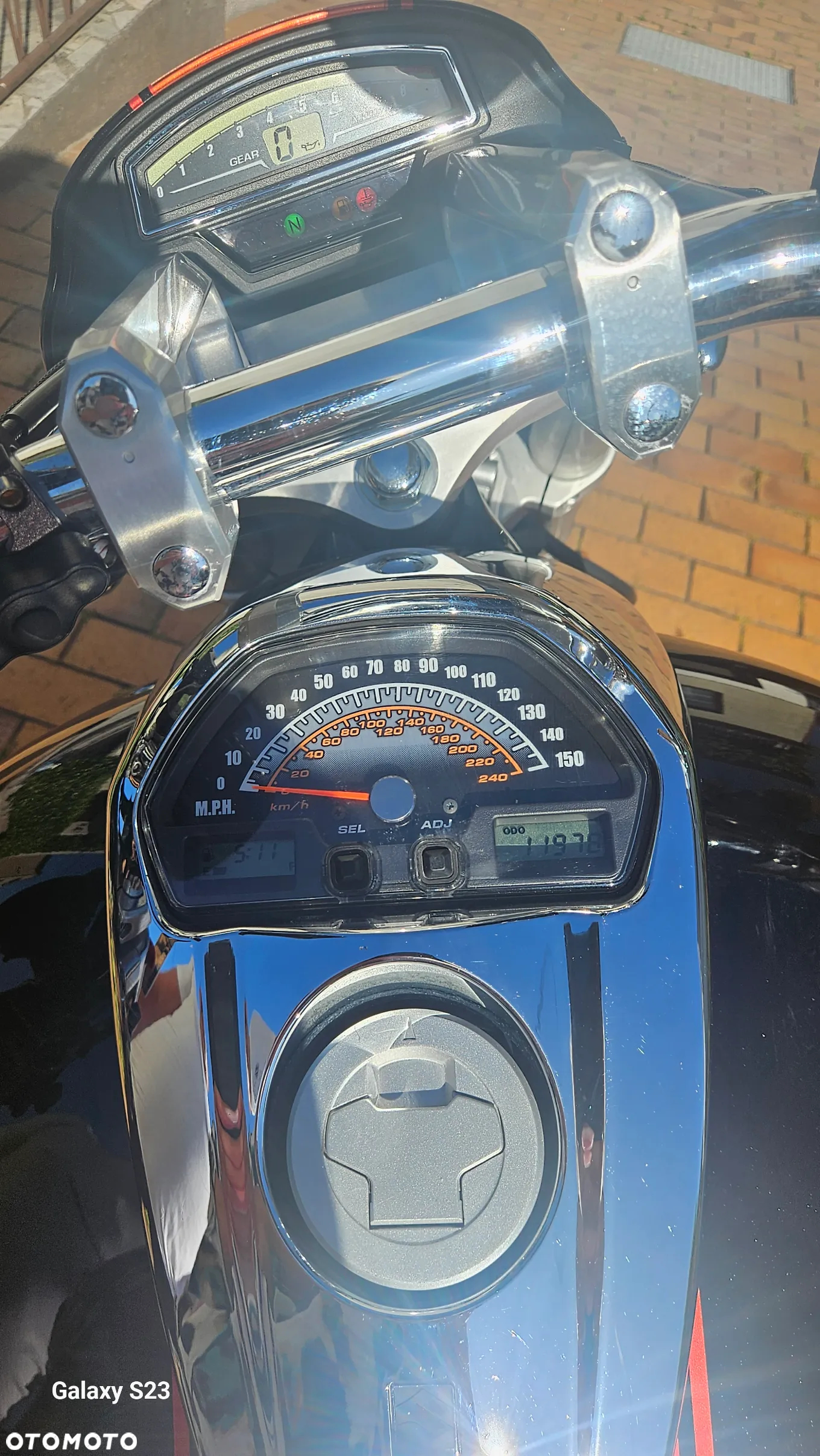 Suzuki Boulevard - 10