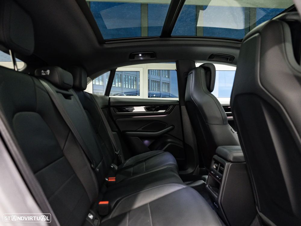 Porsche Macan Standard - 24