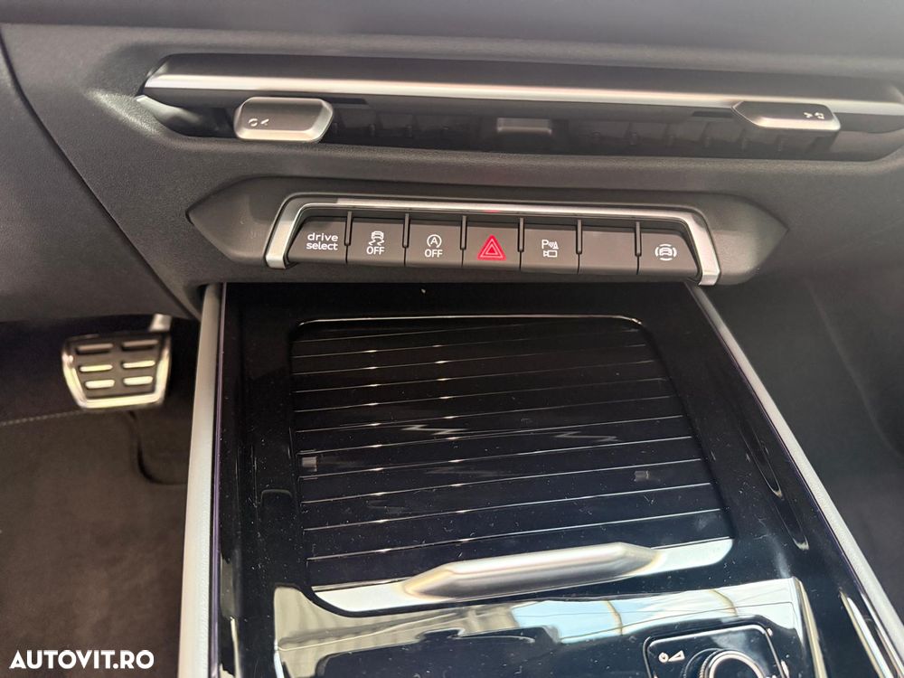 Audi Q3 1.5 35 TFSI S tronic MHEV S Line - 11