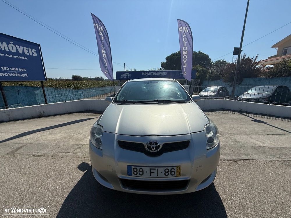 Toyota Auris - 2