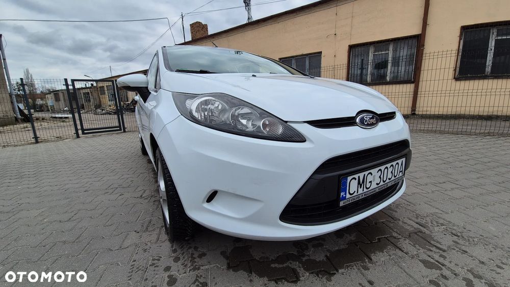 Ford Fiesta 1.25 Trend Edition - 11