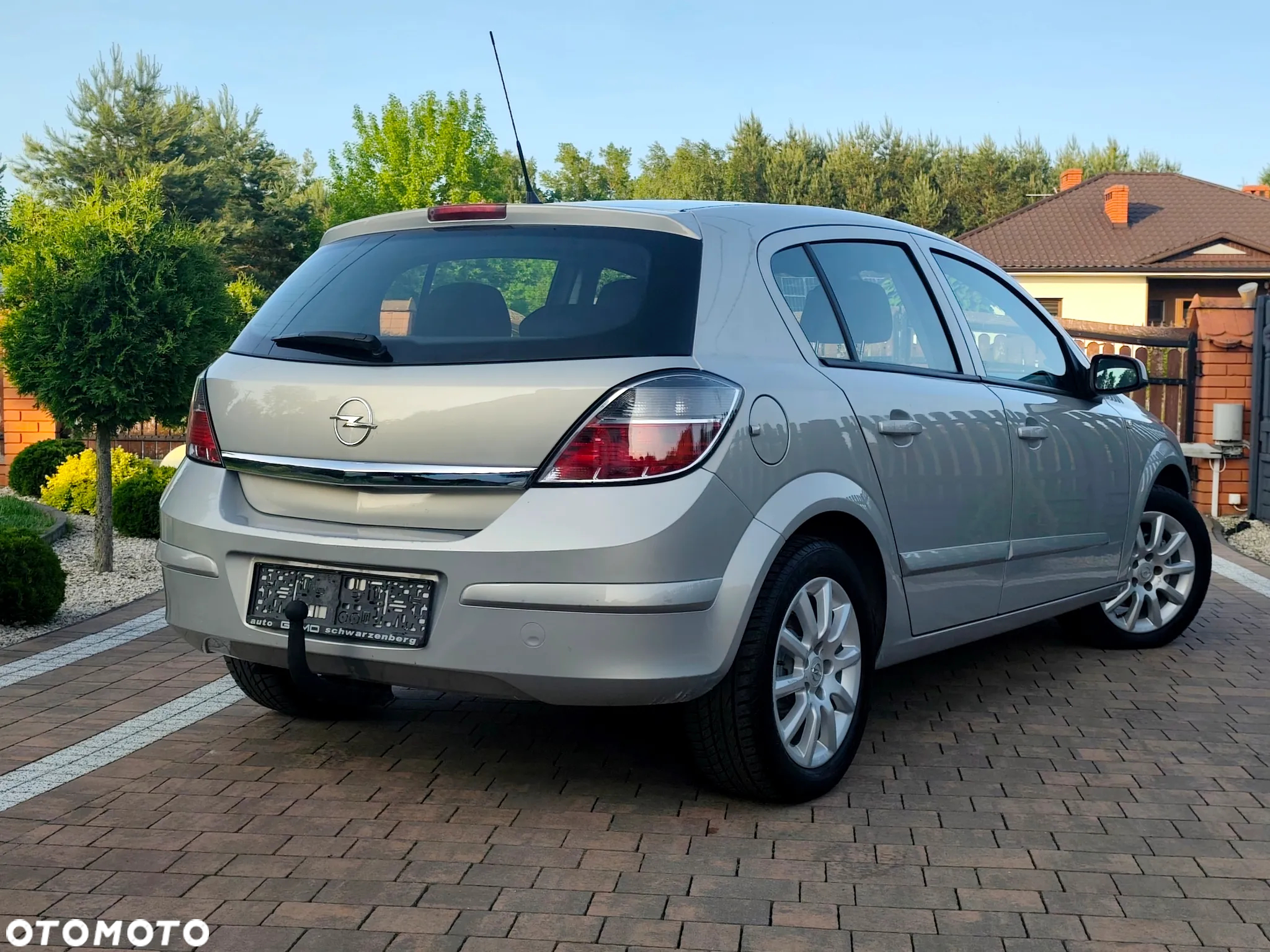Opel Astra 1.6 - 18