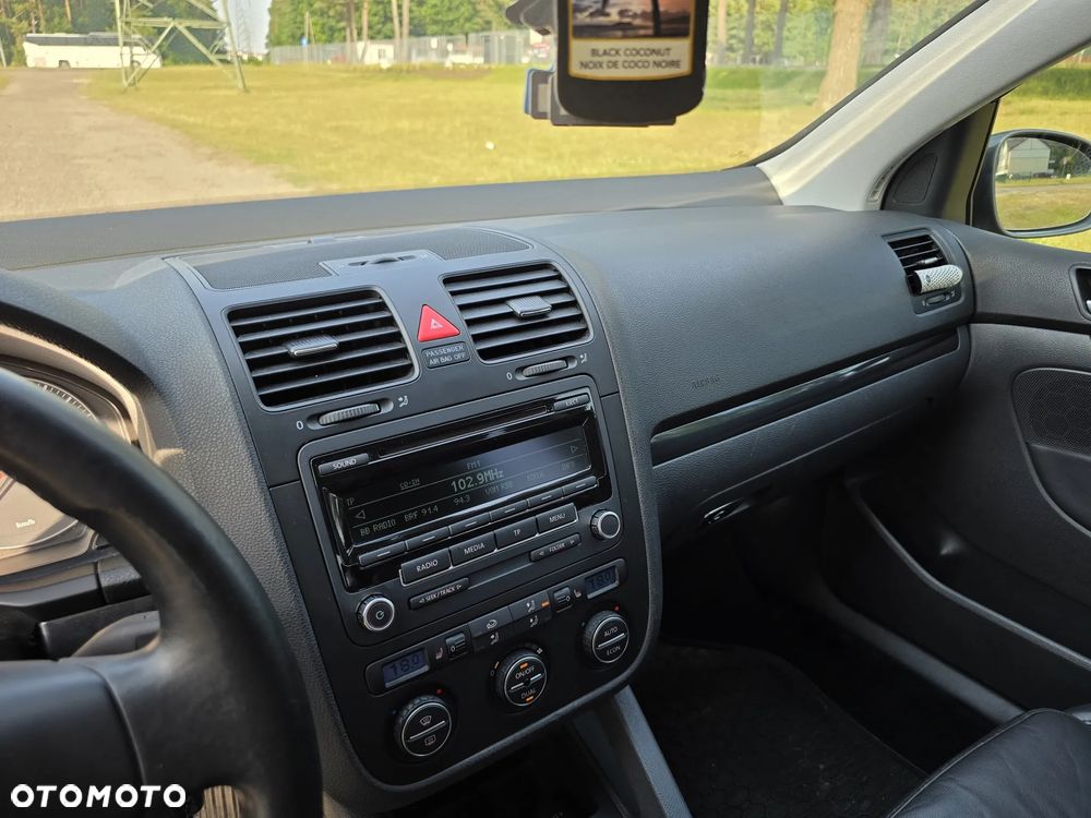 Volkswagen Golf 2.0 TDI DPF GT Sport - 6