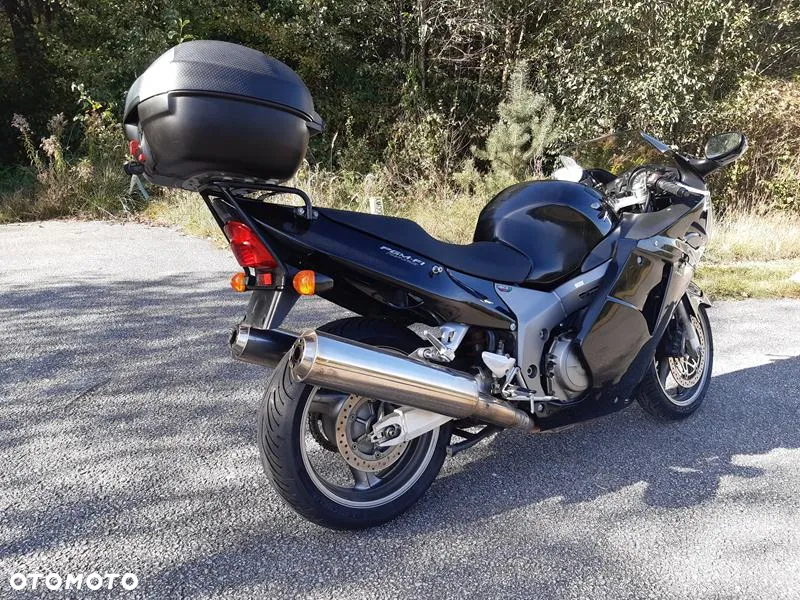 Honda CBR - 3