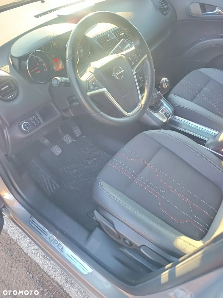 Opel Meriva 1.4 150 Jahre - 8