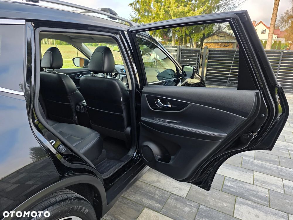 Nissan X-Trail 1.6 DIG-T Tekna - 24