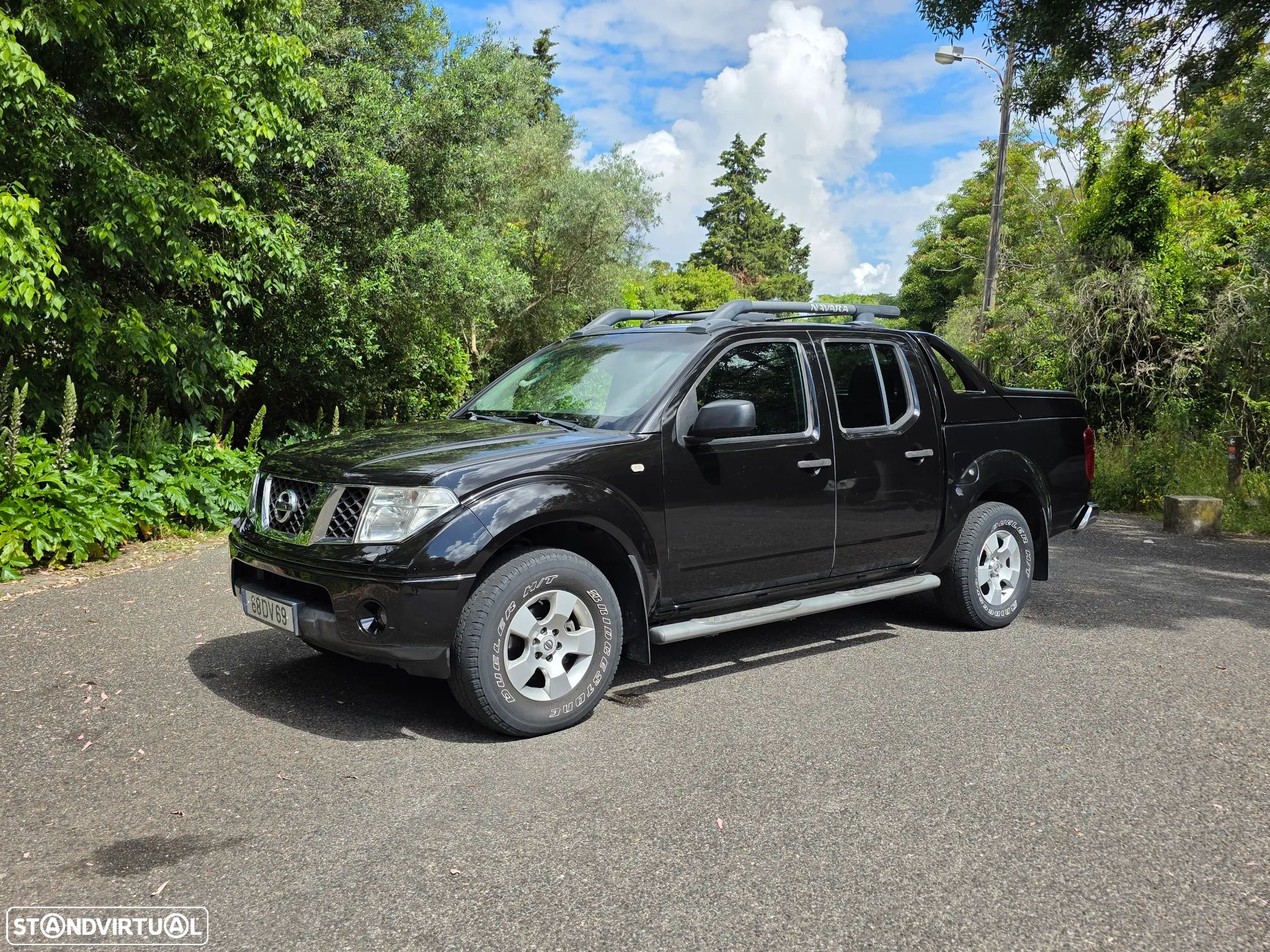 Nissan Navara 2.5 dCi CD LE Premium AT - 1