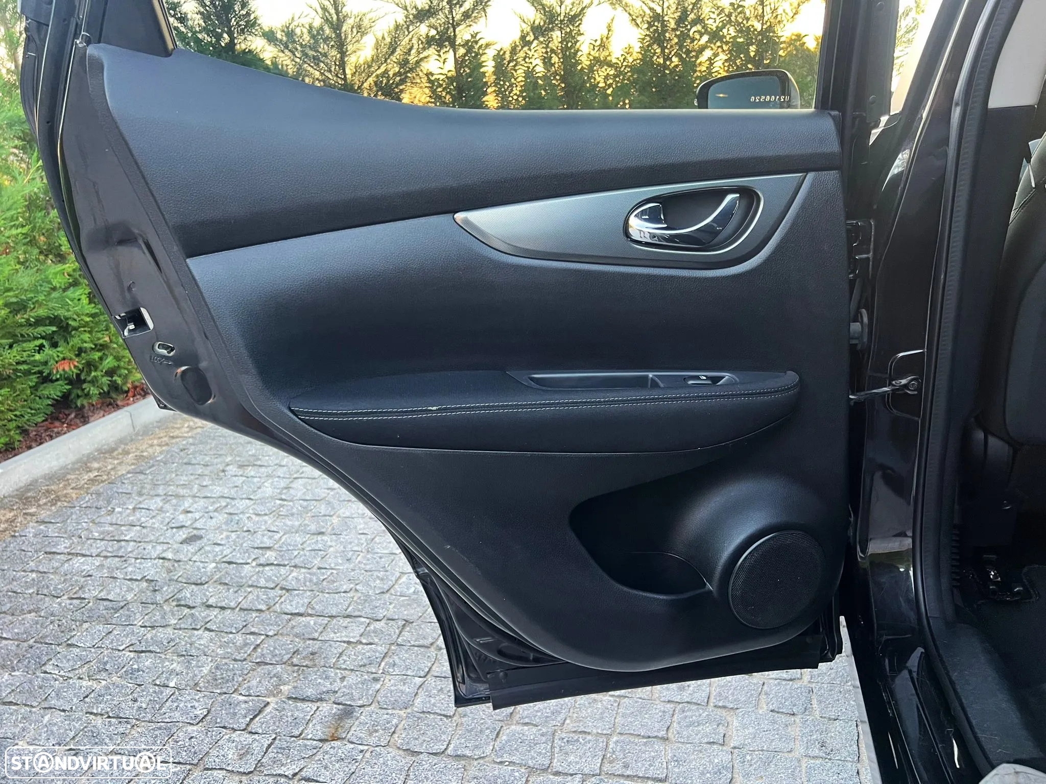 Nissan Qashqai 1.5 dCi N-Connecta 18 - 20