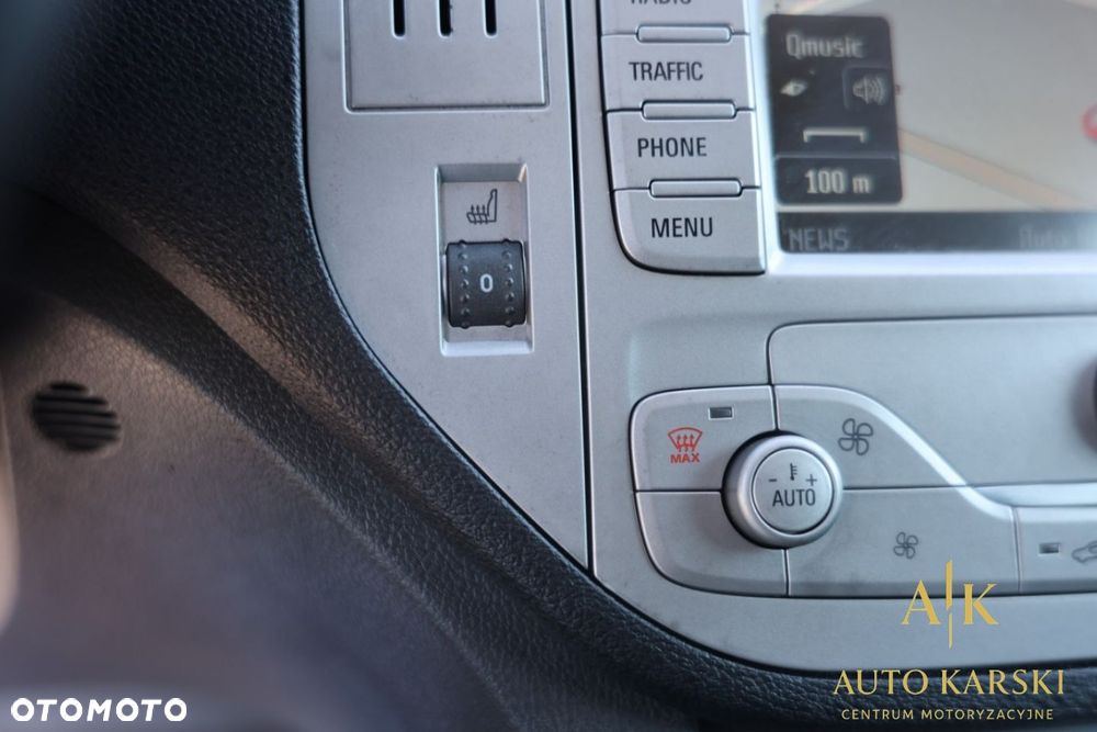 Ford Kuga - 25