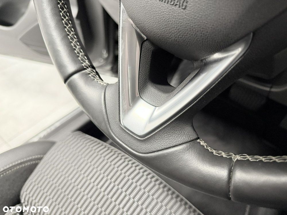 Opel Insignia - 29