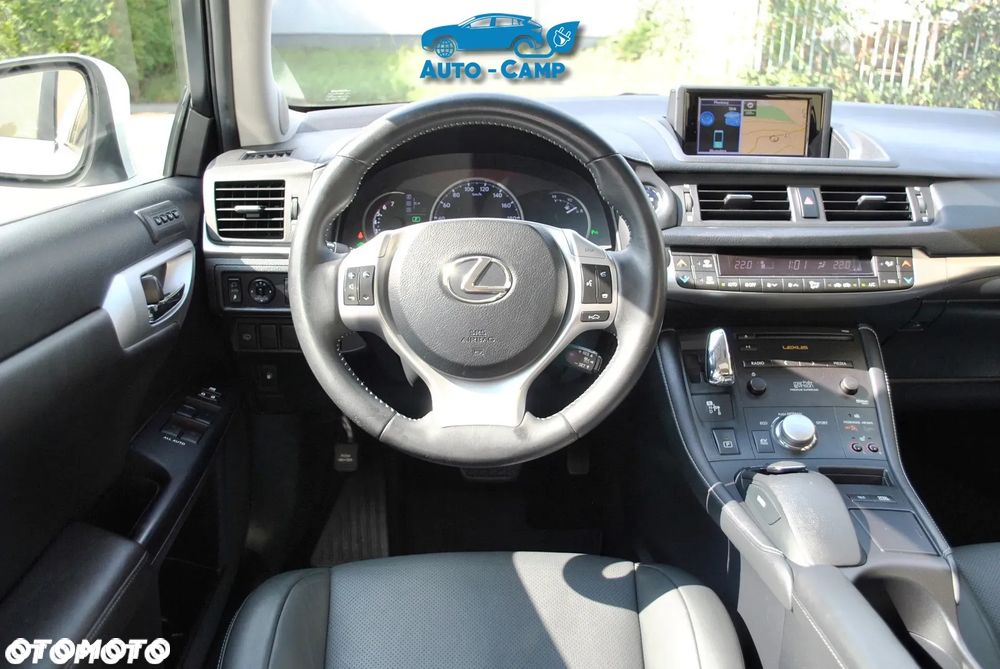Lexus CT 200h Luxury Line - 14