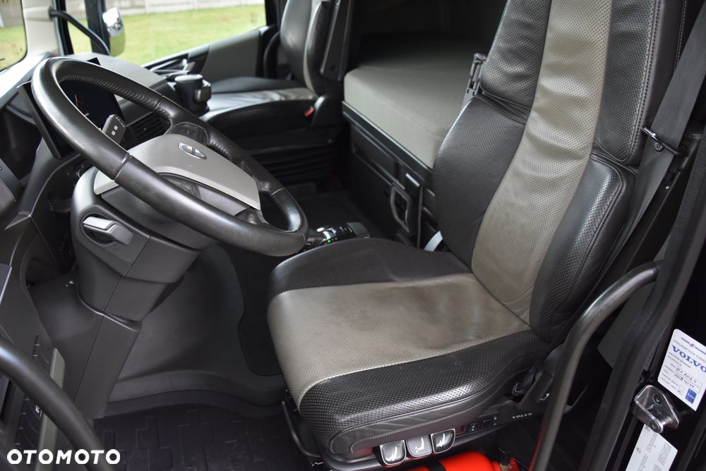 Volvo FH5 500 I-SAVE *RETARDER* GLOBETROTTER XL / FULL LED / SKÓRY / LOW DECK MEGA / ASO VOLVO SALON POLSKA JAK NOWE ! ! ! - 27