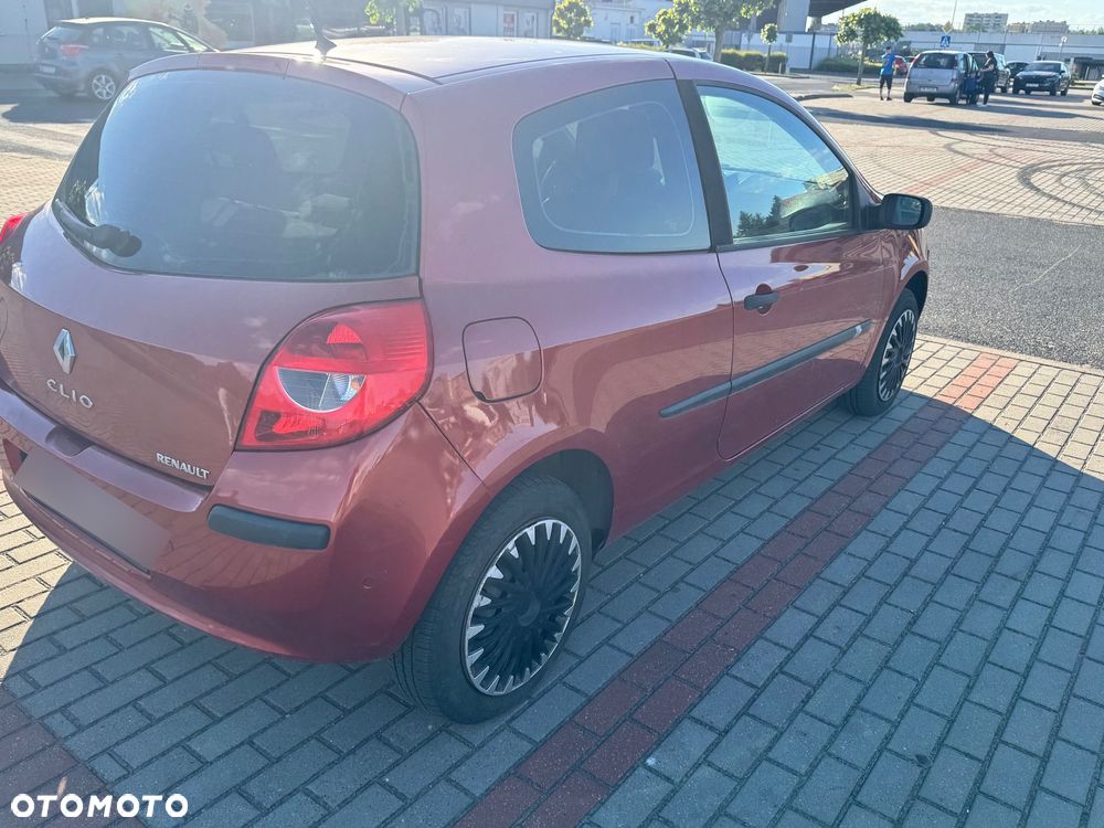 Renault Clio - 5