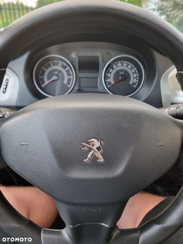 Peugeot 301 - 7