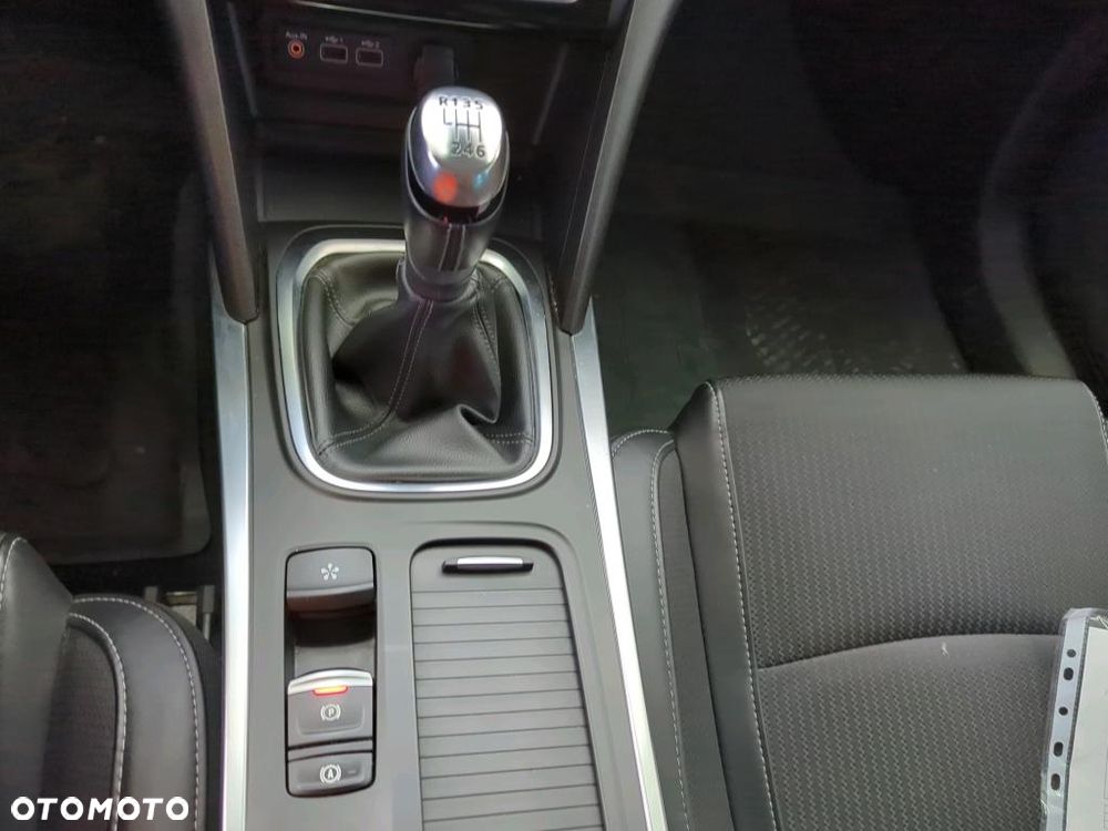Renault Megane 1.3 TCe FAP Intens - 10