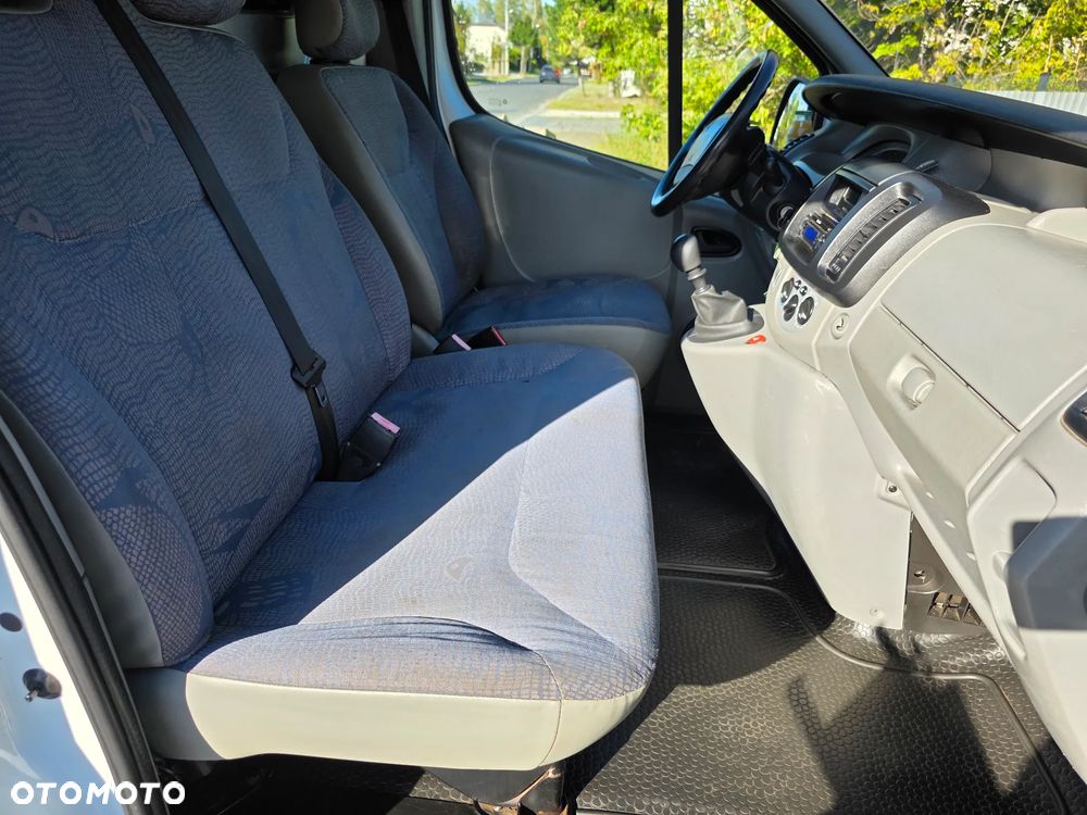 Renault TRAFIC - 18