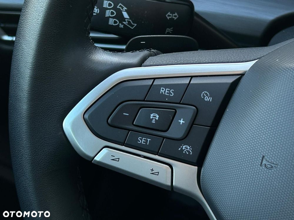 Volkswagen Golf Variant - 22