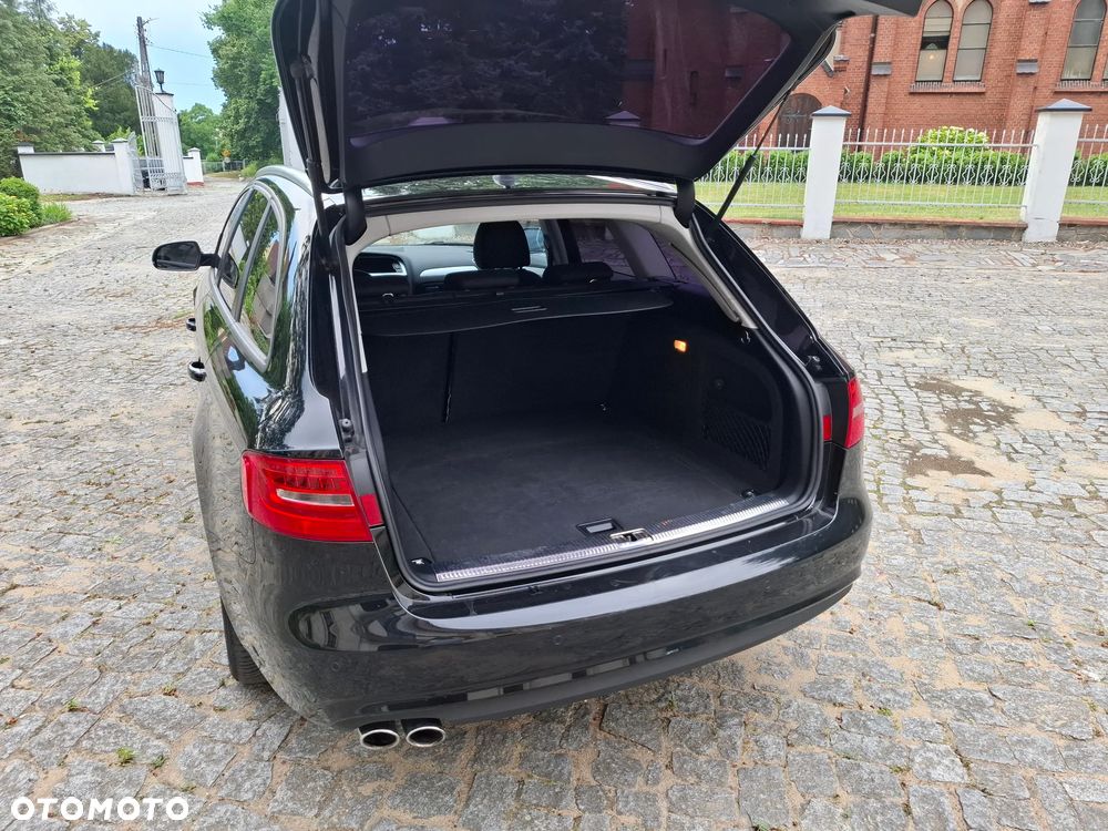 Audi A4 Avant 2.0 TDI DPF clean diesel multitronic Ambition - 11