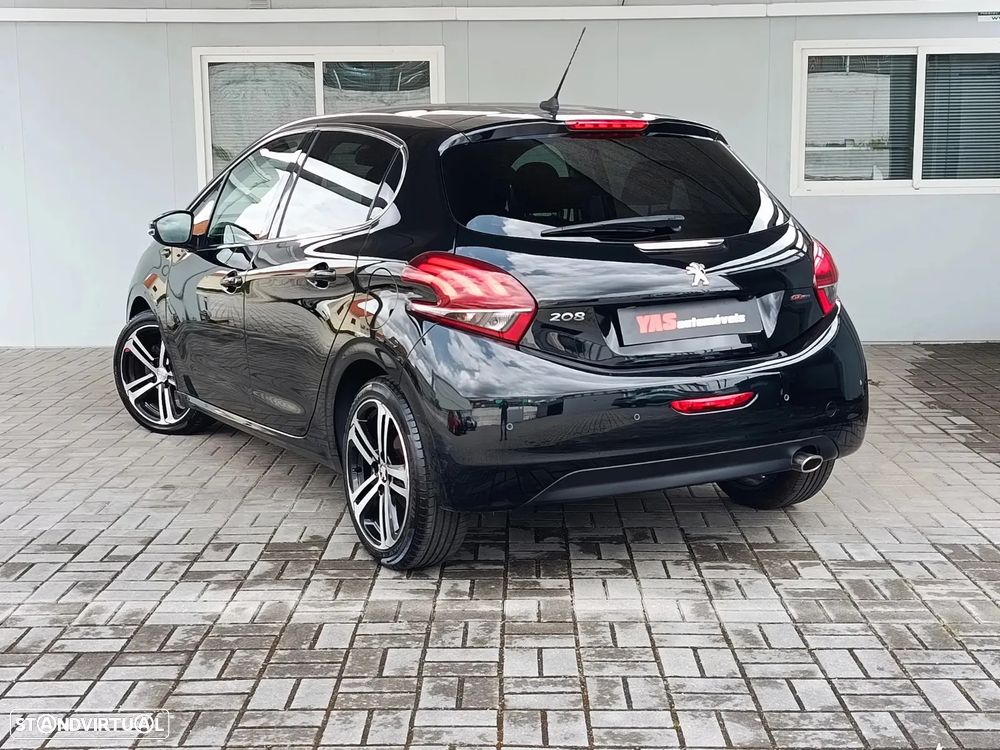 Peugeot 208 1.2 PureTech GT Line EAT6 - 26