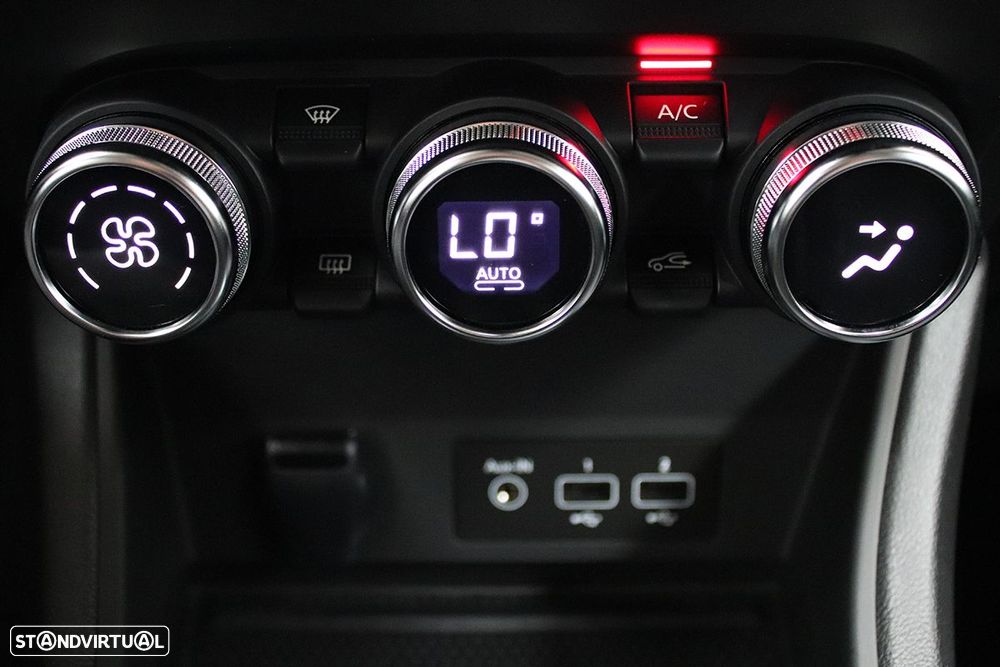 Renault Captur 1.0 TCe Techno Bi-Fuel - 13