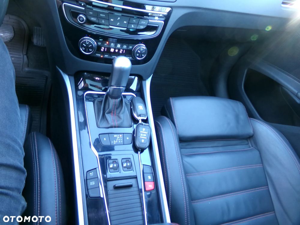 Peugeot 508 BlueHDi 180 EAT6 Stop&Start GT - 16