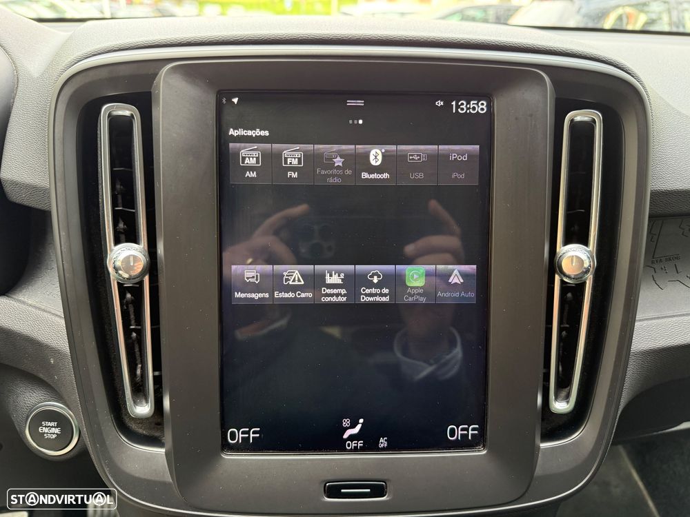 Volvo XC 40 1.5 T3 Tech Edition - 19