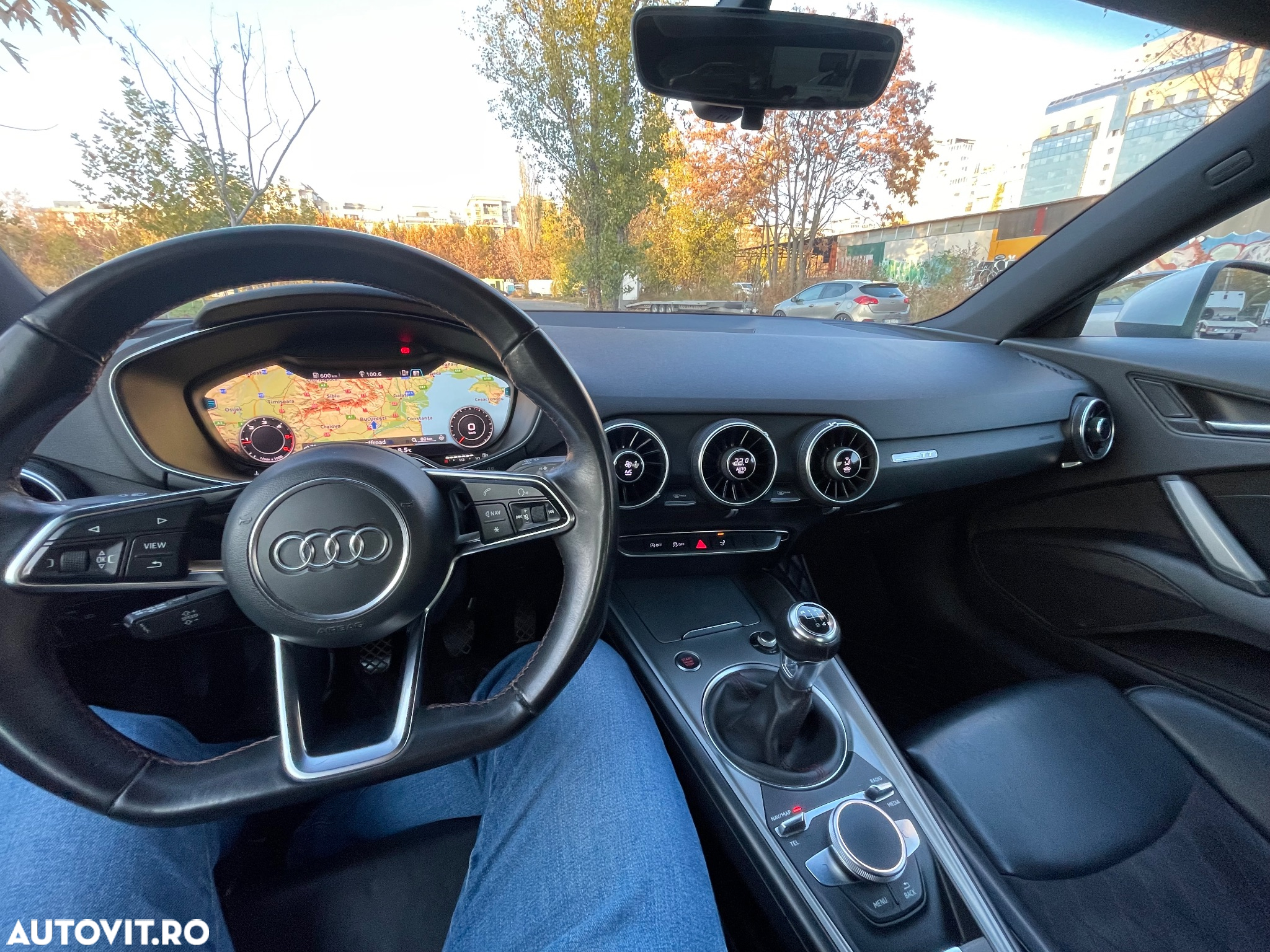Audi TT Coupe 2.0 TDI ultra - 11