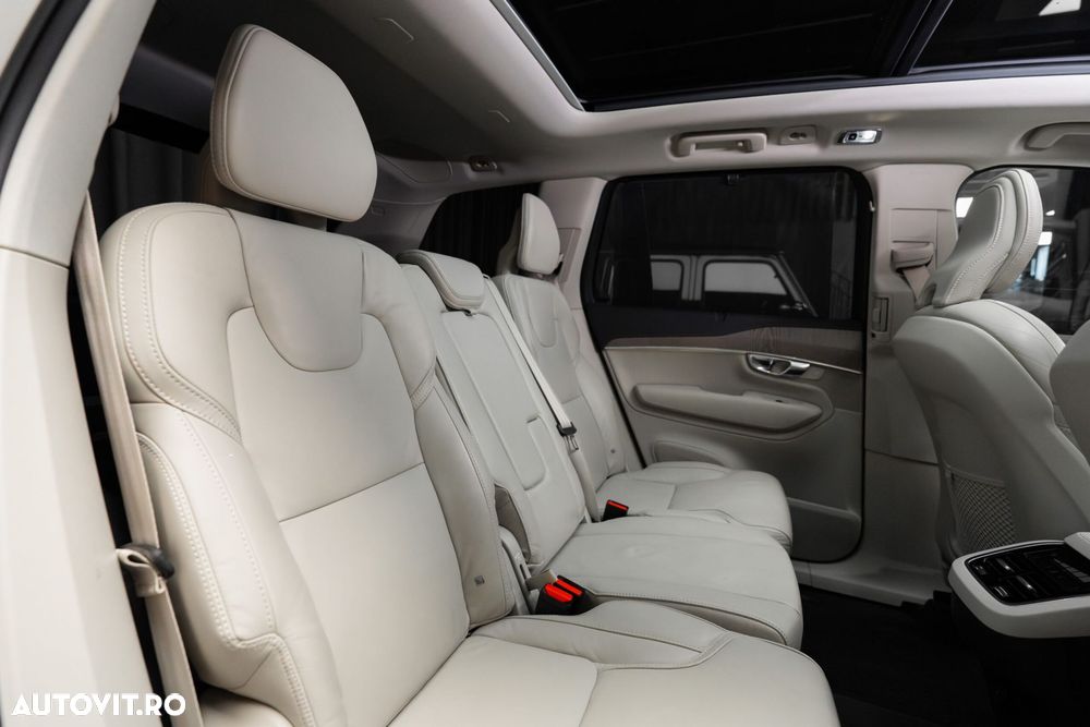 Volvo XC 90 - 37