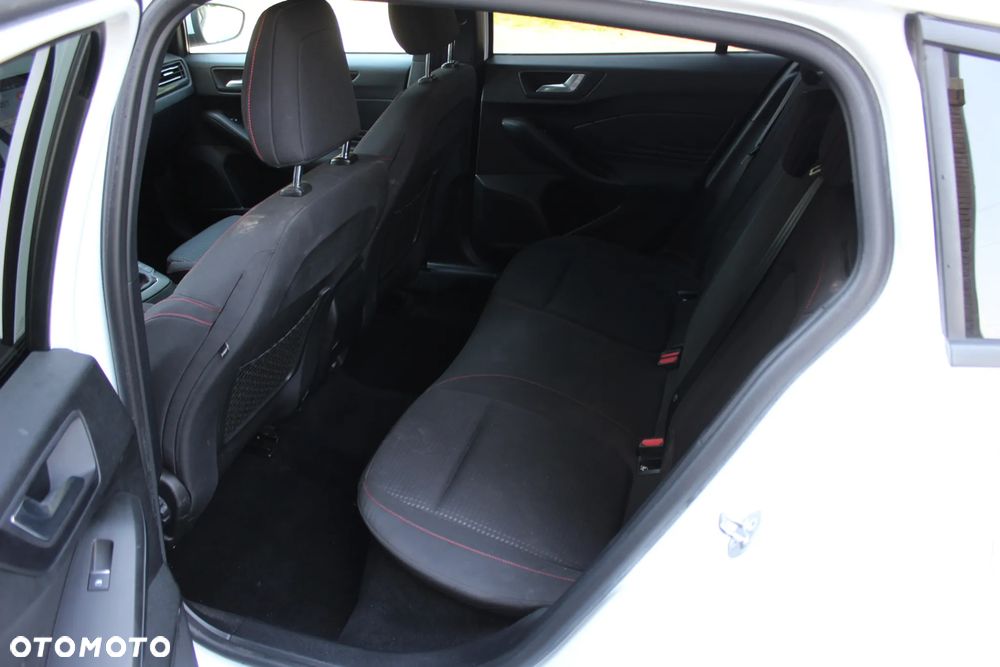 Ford Focus 2.0 TDCi ST-Line Red ASS - 22