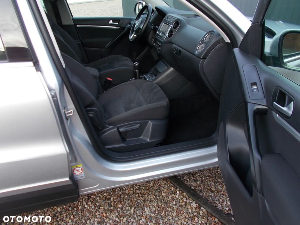 Volkswagen Tiguan 2.0 TDI Perfectline R-Style - 10