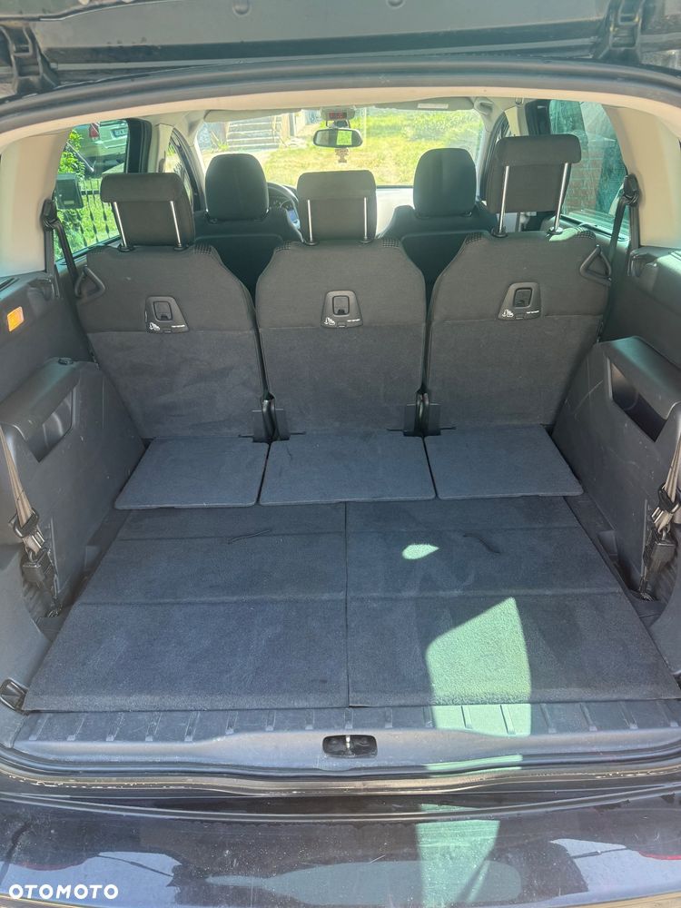 Peugeot 5008 1.6 BlueHDi Style 7os - 7