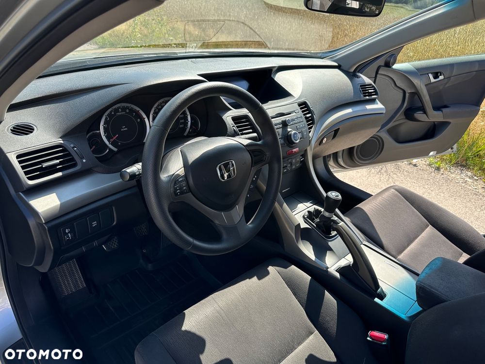 Honda Accord 2.0 Elegance - 22
