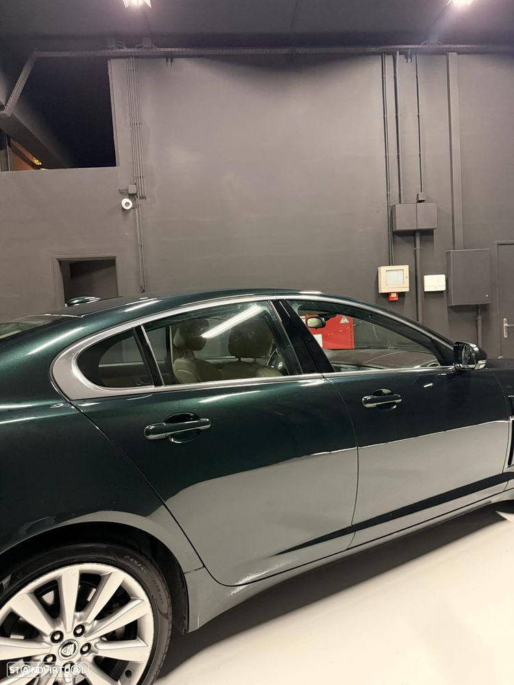 Jaguar XF 3.0 D V6 Premium Luxury - 7