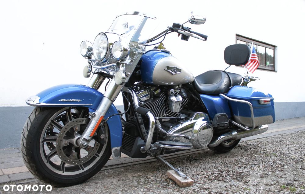 Harley-Davidson Touring Road King - 2