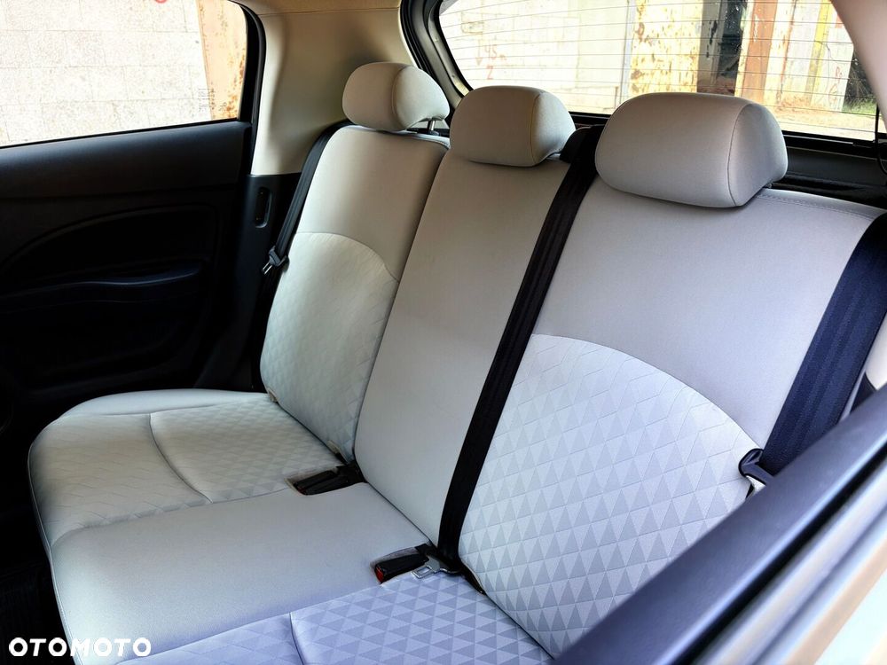 Mitsubishi Space Star 1.2 Intense CVT - 16