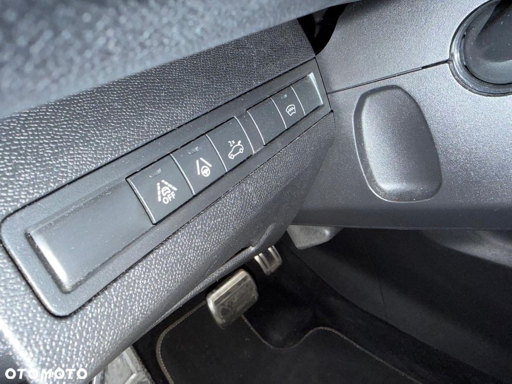 Peugeot 3008 1.6 PureTech GT S&S EAT8 - 12