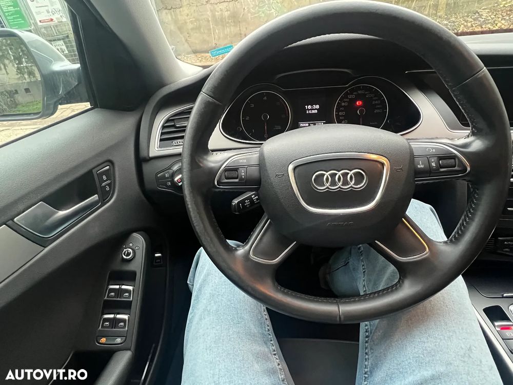Audi A4 2.0 TDI DPF multitronic Ambition - 11