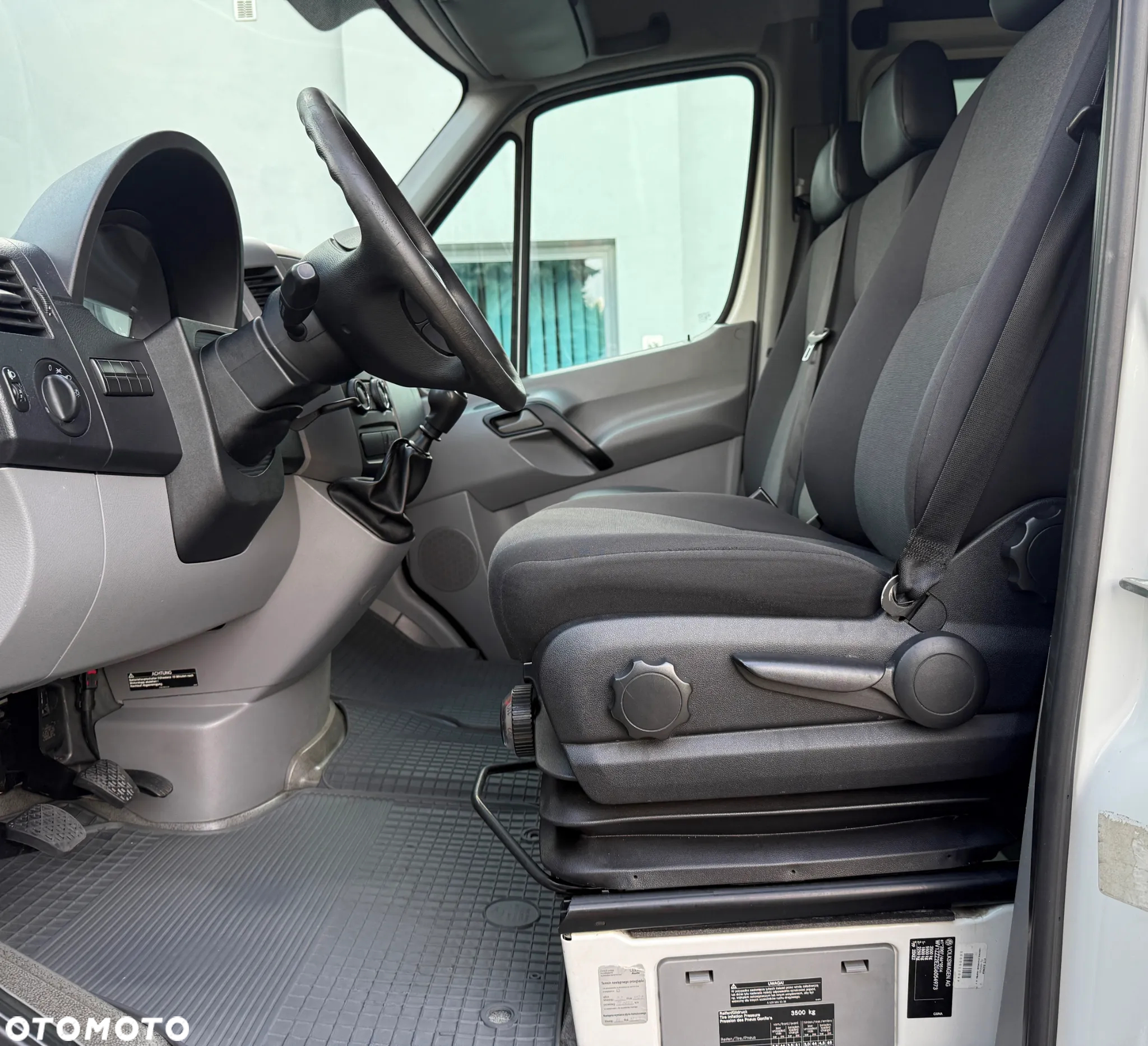 Volkswagen Crafter - 32