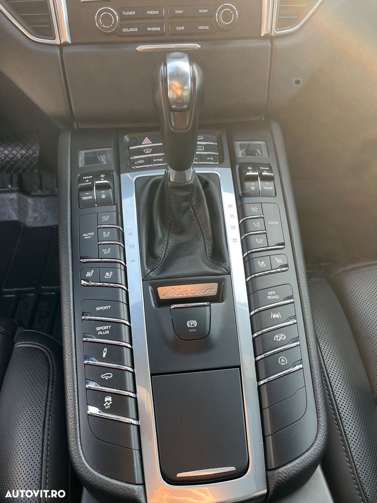 Porsche Macan - 14