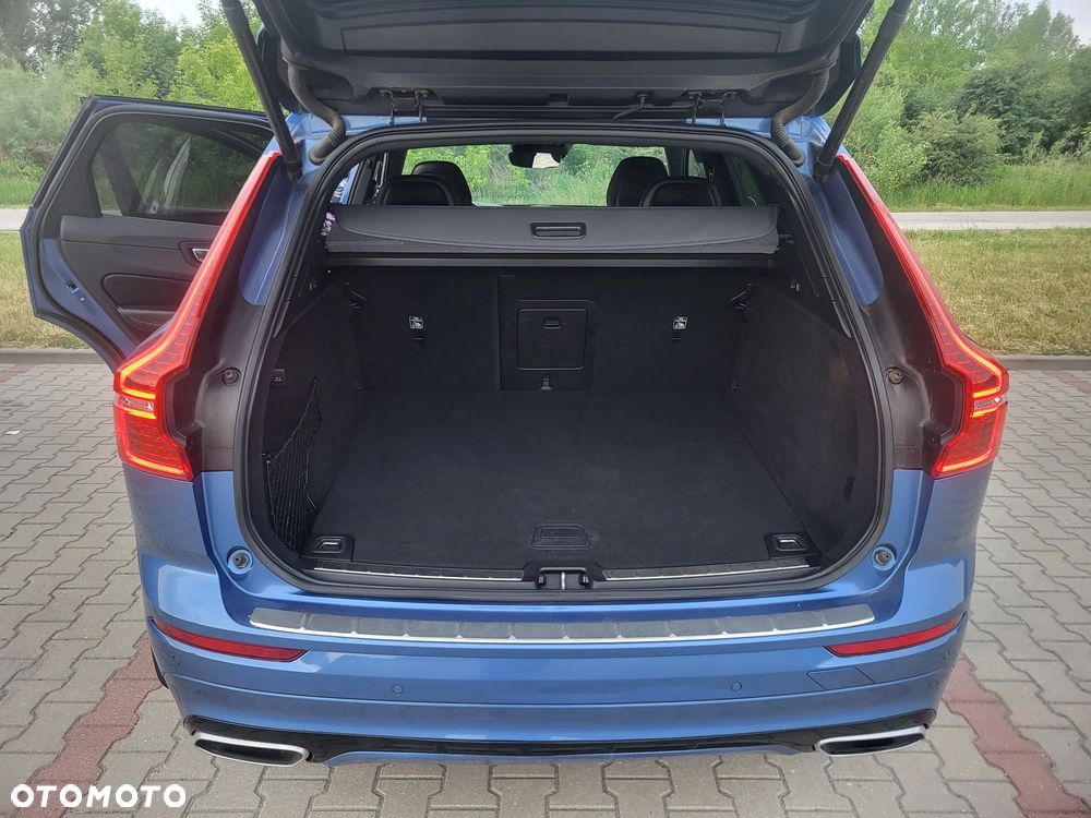 Volvo XC 60 D4 SCR AWD R-Design - 8