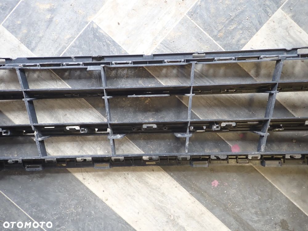 VOLSWAGEN PASSAT KRATKA ZDERZAKA PRZEZ LIFT - 10