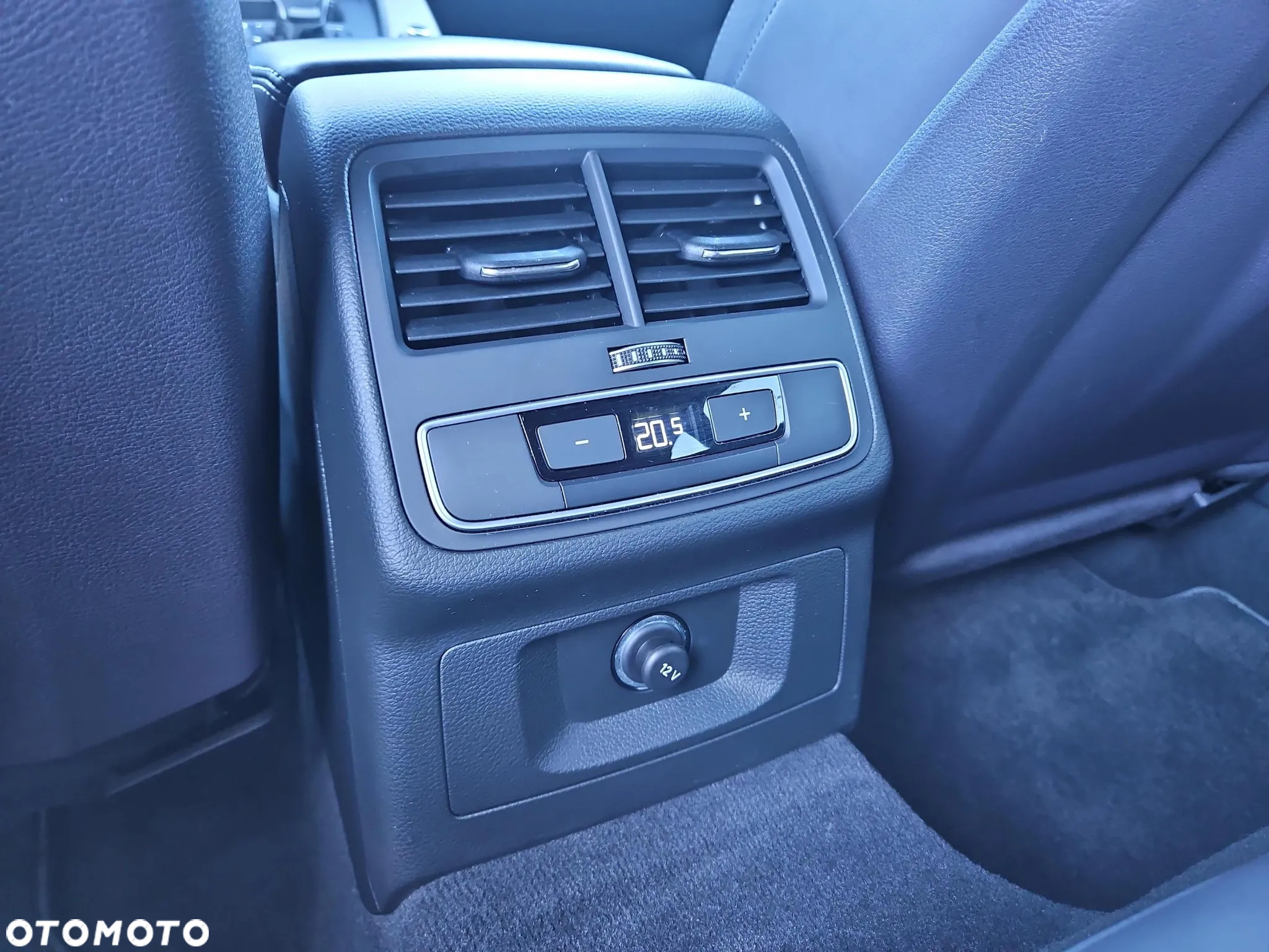 Audi A4 Allroad - 32