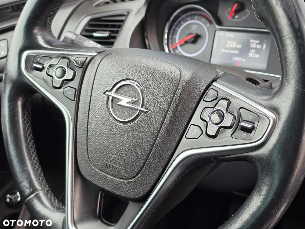 Opel Insignia 1.4 T Cosmo S&S - 28