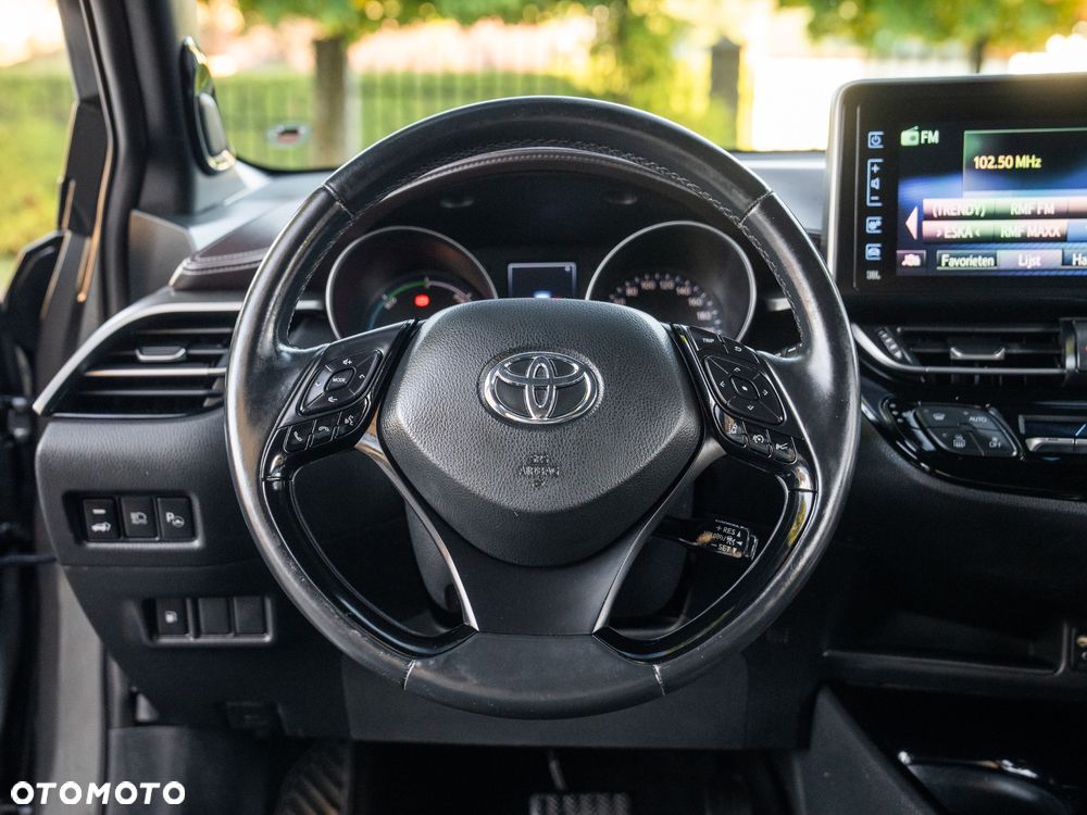 Toyota C-HR 1.8 Hybrid Prestige - 33