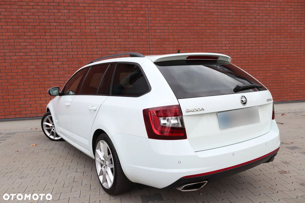 Skoda Octavia 2.0 TDI (Green tec) 4x4 DSG RS - 7