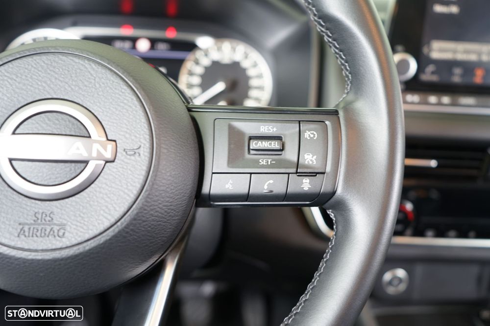 Nissan Qashqai 1.3 DIG-T N-Connecta - 21