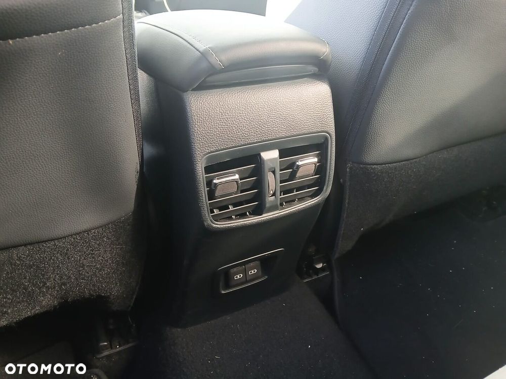 Toyota Corolla 1.8 Hybrid GR Sport Dynamic - 35