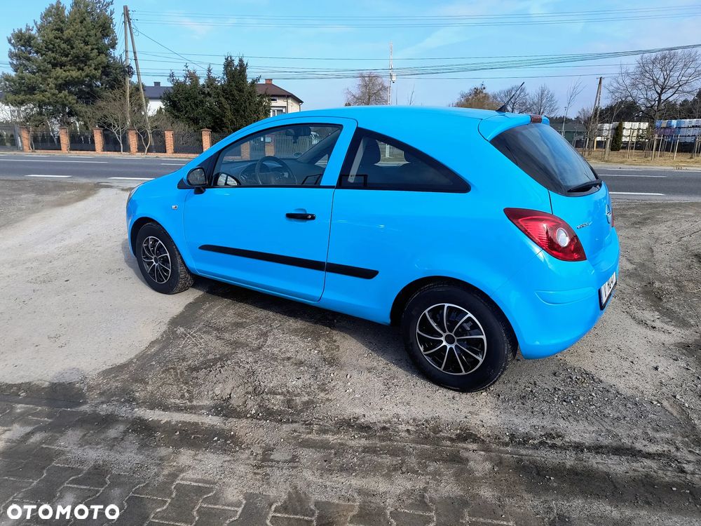 Opel Corsa 1.2 16V Color Edition - 4