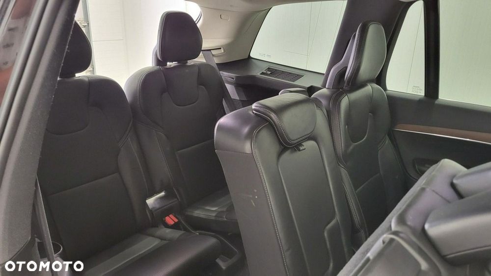 Volvo XC 90 - 27